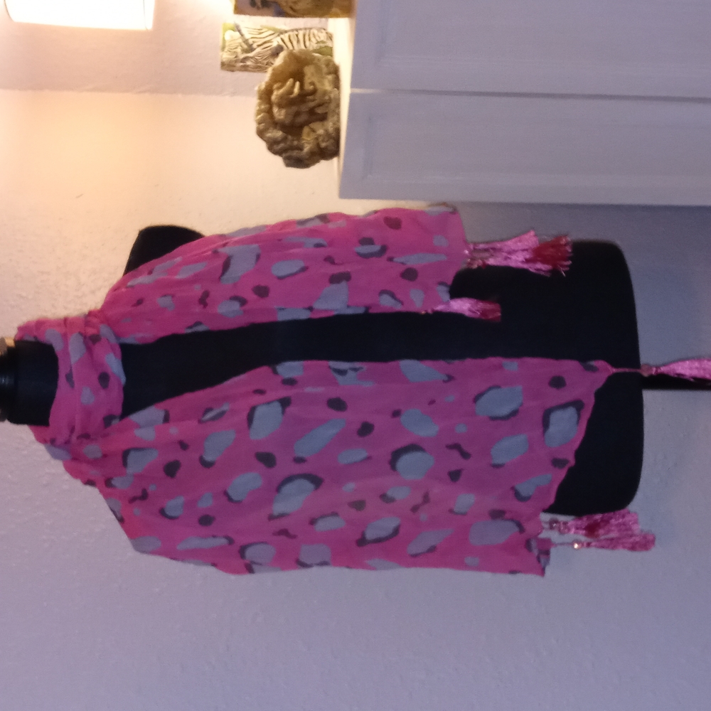 NWT scarf